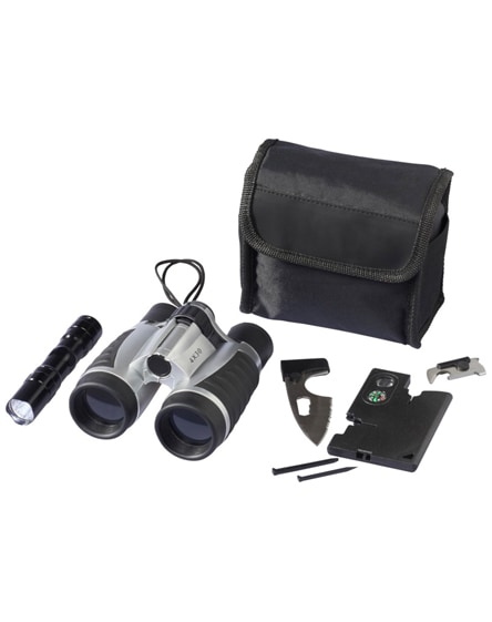 branded dundee 16-function outdoor gift set